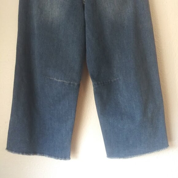 Logo by Lori Goldstein women's size 12P Taper Capri Jeans - Picture 8 of 16